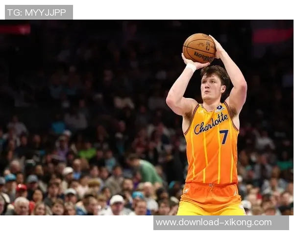 克尼佩尔展现领袖风范20中11三分12中5豪取28分8板7助助球队取胜