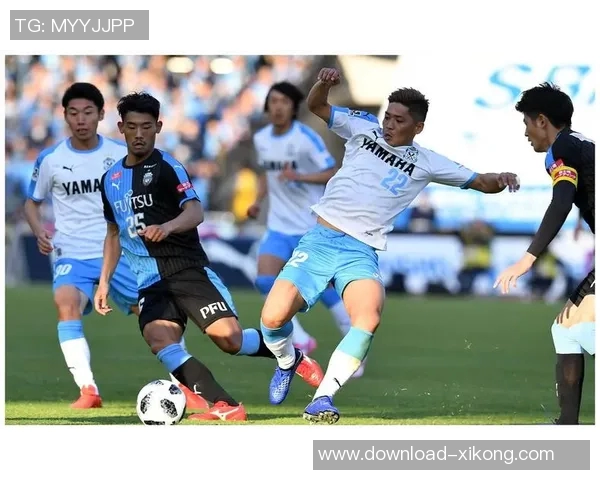 18岁中国后卫关德晴加盟川崎前锋一线队展现成长之路